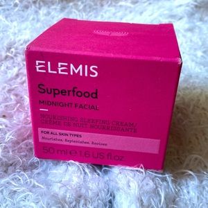 Elemis Superfood midnight facial